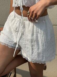 Sunnyshic Quần short nữ thắt túi eo thêu viền vá - trắng - Xem 5