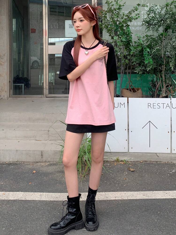 Contrast Raglan Sleeve Letter Graphic Tee