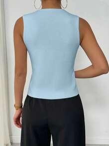 Chiquease Chaleco de punto superior asimétrico decorado con botones para mujer