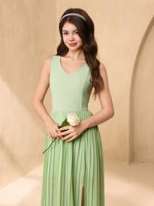 SHEIN 少女纯色V领褶皱荷叶边下摆优雅连衣裙