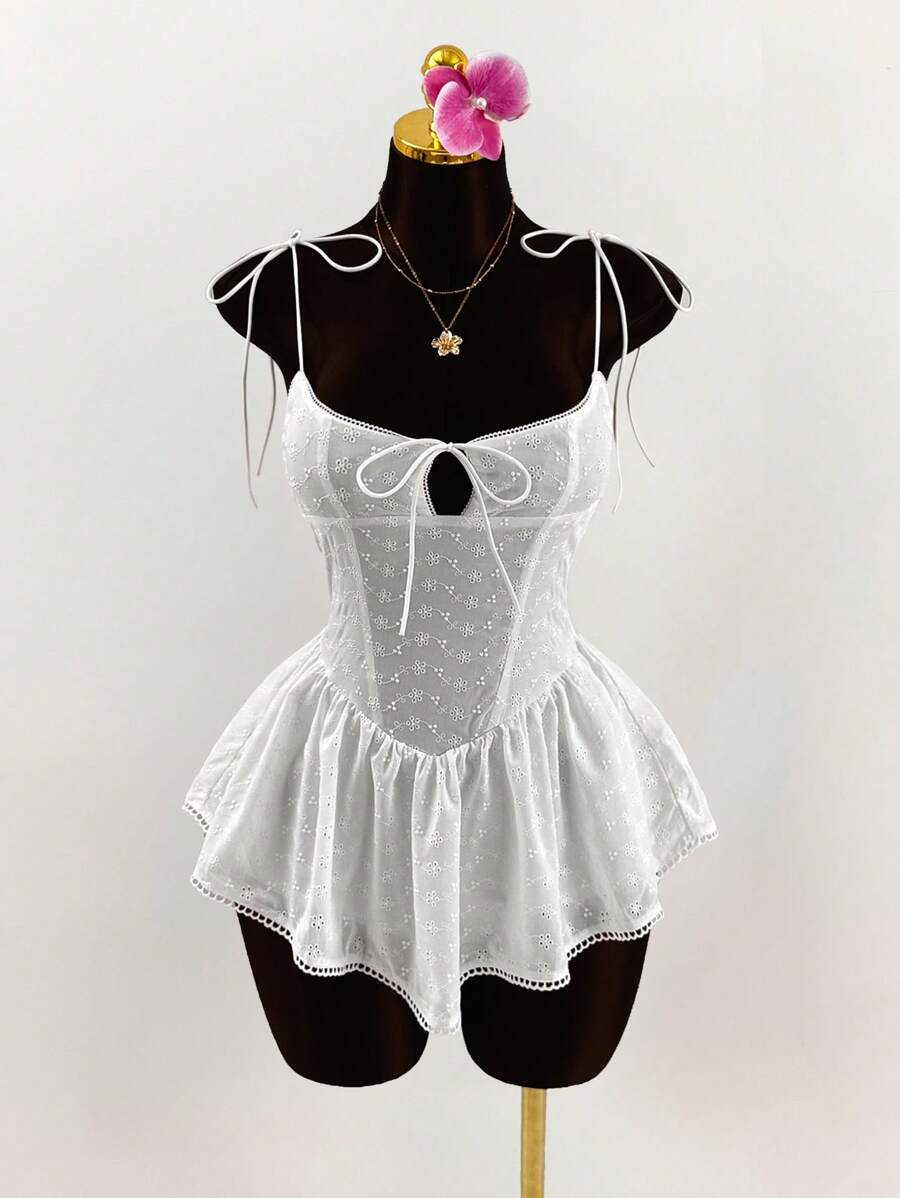 Amplova 波西米亚风女士度假夏季服装 度假服装 蝴蝶结腰带蕾丝嵌件荷叶边下摆迷你连衣裙，女士夏季连衣裙，女士白色连衣裙，派对连衣裙 - 白色 - 查看 1