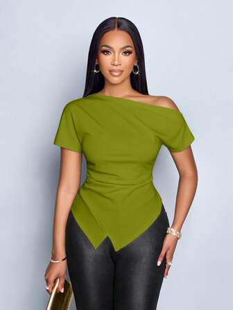 SOLERSUN Women's Elegant Asymmetric Neckline Ruched Asymmetric Hem T-Shirt