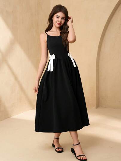 SHEIN 少女简约优雅复古风格无袖高腰撞色蝴蝶结装饰吊带裙，纹理面料