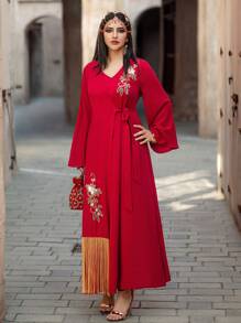 SHEIN Najma Abito lungo con maniche in stile arabo, realizzato a mano con nappine e perline, modesto