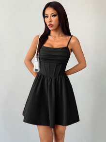 SHEIN PETITE 女款浪漫風收腰下擺夏季洋裝，適合小個女款 - 黑色 - 查看 3