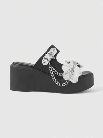Grunge Punk Zapatos de tacón alto blancos, sandalias de playa góticas oscuras para mujer con puntas abiertas, correas en forma de cruz, remaches y estilo punk rock