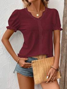 SHEIN LUNE 度假休闲纯色镂空刺绣泡泡袖T恤 - 酒紅色 - 查看 6