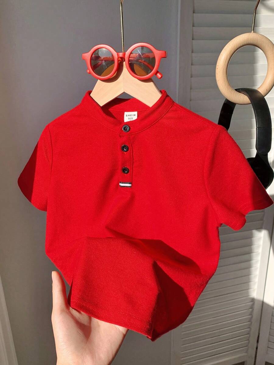 SHEIN Little Byeori 青少年男童休闲百搭舒适立领半拉链宽松套头衫短袖纯色针织 Polo 衫,适合通勤、上学、日常穿着、旅行、运动、春夏季 - 紅色 - 查看 1