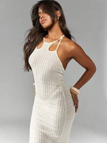 MISSGUIDED Knitted Macrame Knot Detail Halterneck Beach Maxi Dress - White - View 3