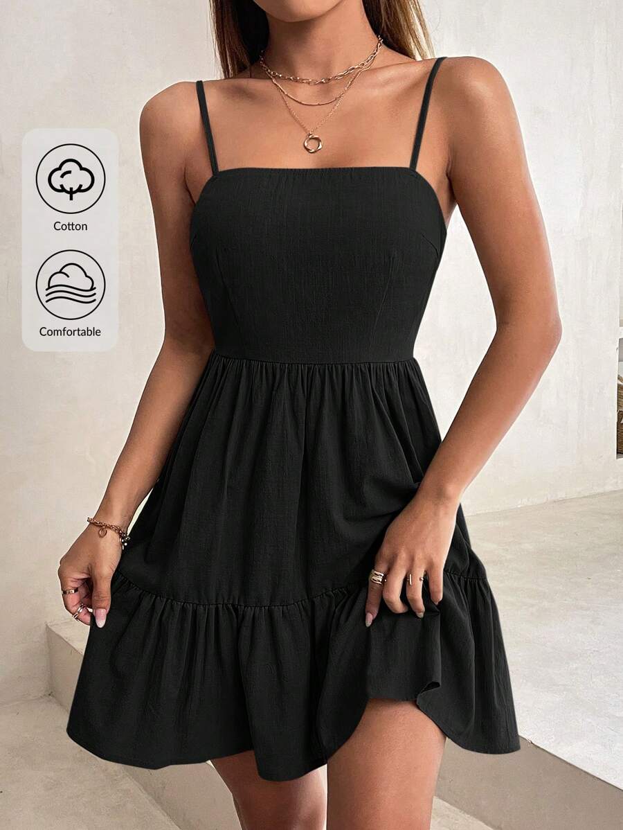 SHEIN PETITE Vestido de tirantes unicolor bajo con fruncido - Negro - Ver 1
