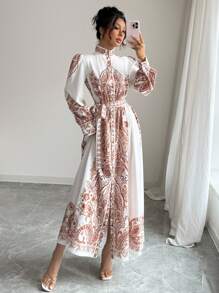 Chiquease 长袖超长衬衫裙，腰带，白色印花，度假风格