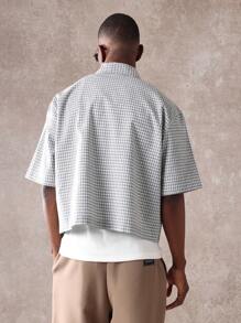 SUMWON Classic Check Pattern Short Sleeve Button Down Casual Shirt Lightweight Summer Business Office Wear Versatile Daily Wear Collared Shirt Modern Cut - Light Grey - View 2