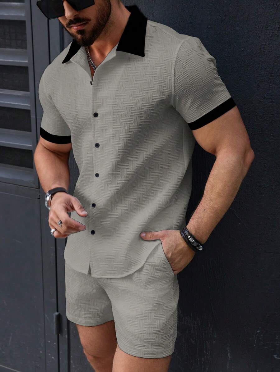 Manfinity Homme Bộ áo sơ mi đơn giản thời trang màu trơn, thích hợp mặc hàng ngày - Màu Xám nhạt - Xem 1
