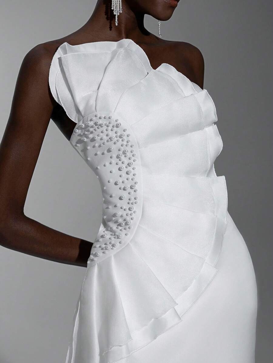 Elitara Elegante e romântico vestido curto com babados e alças feito à mão em pérola branca, adequado para festivais de casamento, vestidos de noiva, ocasiões formais, vestidos de chá de panela, noiva