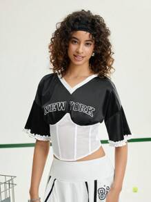 SHEIN MOD Maglietta sportiva con vita in contrasto bianco e nero, Maglietta estiva dolce, abbigliamento da donna in stile college, completo per ritorno a scuola e rave