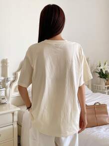 DAZY Camiseta con bordado de mariposa de manga murciélago - Beis - Ver 3