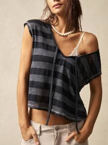 Bohemela 波西米亚风休闲度假风格纯色针织V领短袖修身女式T恤