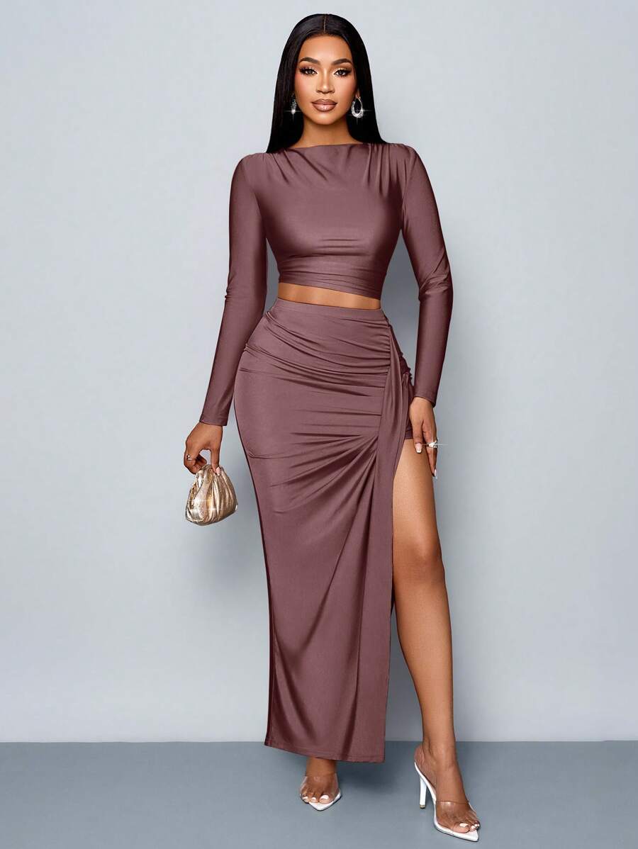 SOLERSUN Bộ 2 món cho nữ, áo thun dài tay cổ bẻ đơn giản, thanh lịch, giản dị, màu trơn và chân váy dài xẻ tà xếp ly ôm vừa vặn - màu nâu - Xem 1