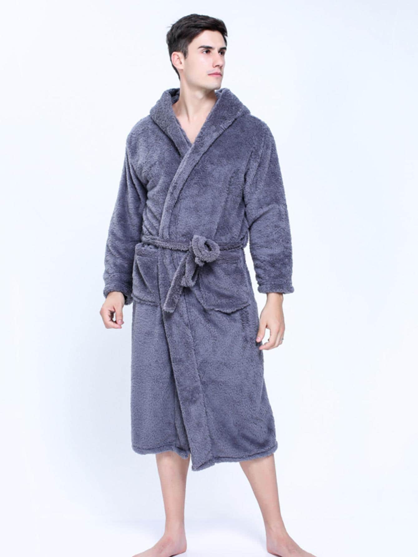 1pc Coral Fleece Bathrobe, Unisex Sleepwear, Available In Multiple Sizes, Suitable For Men And Plus Size Women, Ideal For Bathroom, Pool, Beach, Travel, Self-Use Or Gift