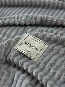 1入組字母拼貼裝飾毯極簡主義絨布床毯四季皆宜 - 駝色 - 查看 6