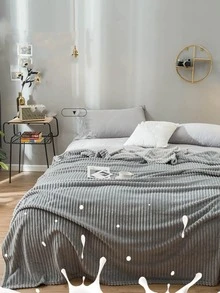 1入組字母拼貼裝飾毯極簡主義絨布床毯四季皆宜 - 駝色 - 查看 2