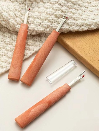 1个大号棕色手柄拆线器，1把快速拆线刀