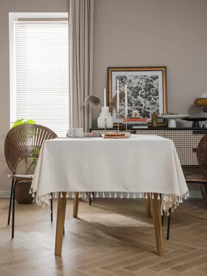 Bubaba 1 ชิ้น ผ้าปูโต๊ะสีขาวงาช้าง ผ้าปูโต๊ะลินินสีพื้นสไตล์ฟาร์มบ้านๆ พร้อมมwandตุ้มสีครีม เหมาะสำหรับห้องรับประทานอาหาร ห้วงครัว โต๊ะ งานปาร์ตี้ วันหยุด โรงแรม คาเฟ่ ห้องนอน ใช้ได้ทุกฤดู