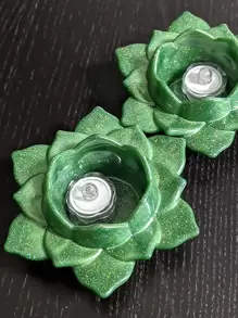 1 cái khuôn tự làm hình hoa sen - trắng - Xem 4