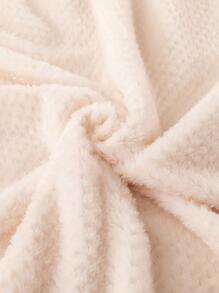1pc Beige Flannel Fleece Blanket, Warm & Soft Fluffy Blanket For Sofa, Bedroom, Living Room