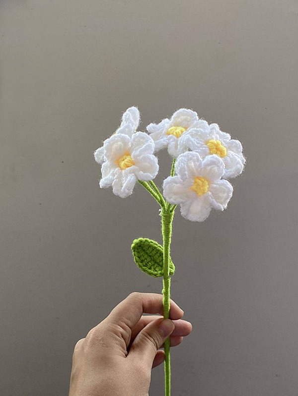 1 pièce Fleur artificielle en acrylique, fleur fausse tricotée pour fête, cadeau, Saint-Valentin, cadeau