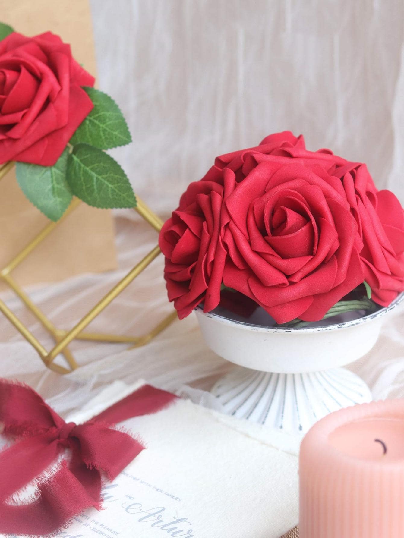 25 Stücke rote künstliche Rosen mit Stielen, rote Rose falsche Blumen ...