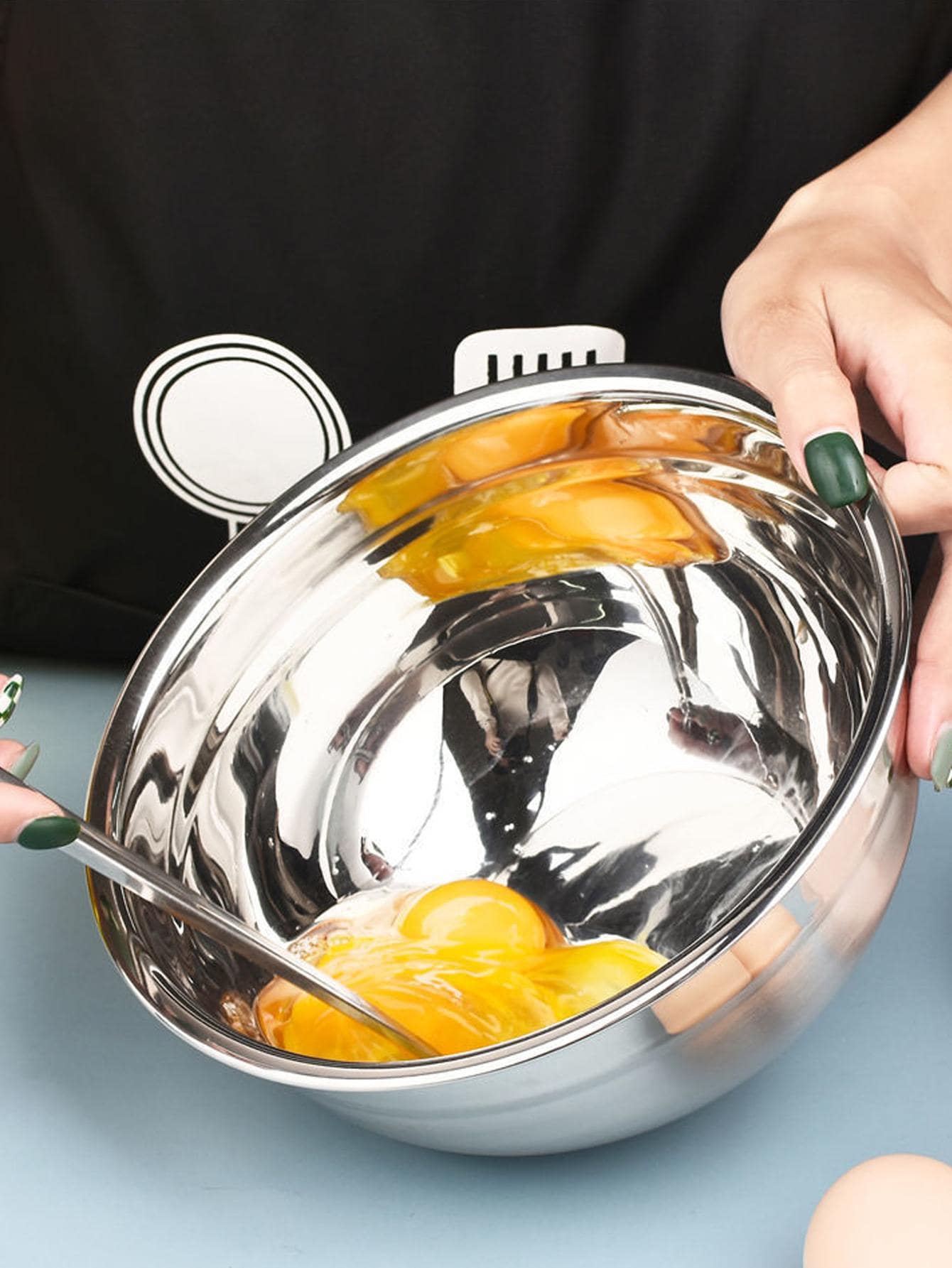 1pc Stainless Steel Egg Beater Mixing Bowl For Home Baking & Salad - Silver - View 1