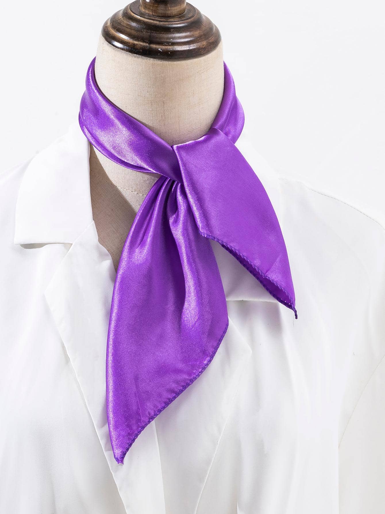 1 chiếc khăn vuông bằng vải satin trơn màu thanh lịch dành cho nữ thích hợp cho việc đi du lịch hàng ngày - Màu tím - Xem 1
