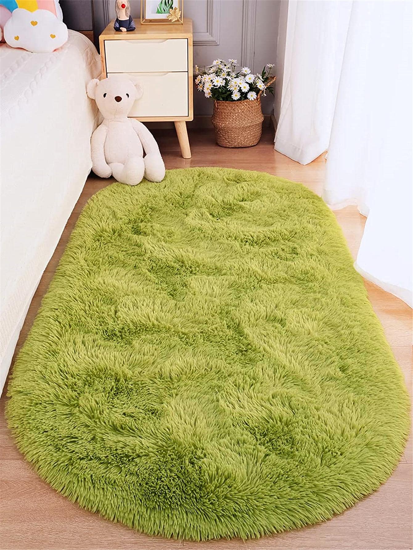 1pc Solid Fuzzy Rug - Green - View 1
