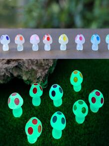 4pcs Random Color Mushroom Design Garden Decoration Craft, Glow In The Dark Ornament For Micro Landscape Decor