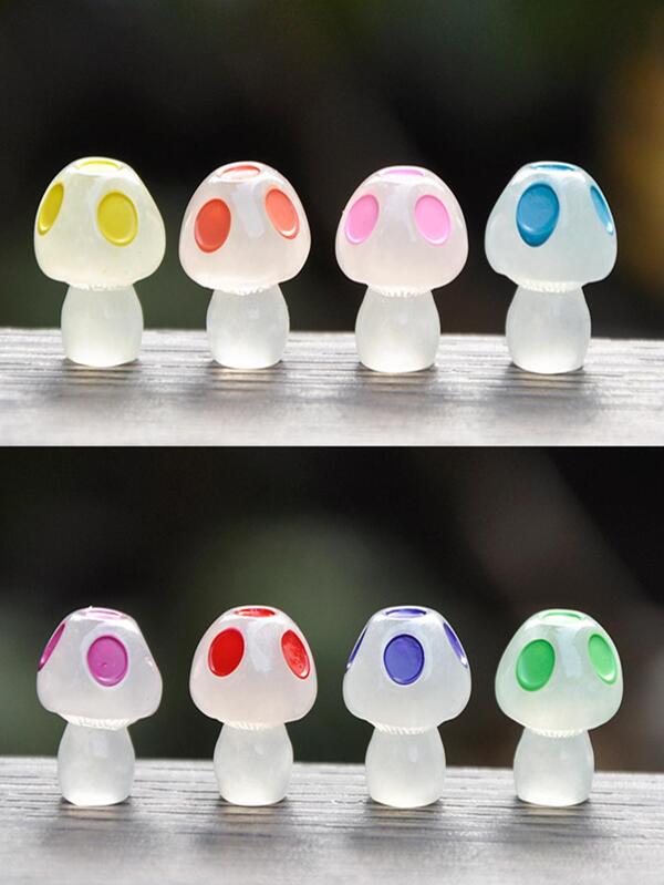 4pcs Random Color Mushroom Design Garden Decoration Craft, Glow In The Dark Ornament For Micro Landscape Decor