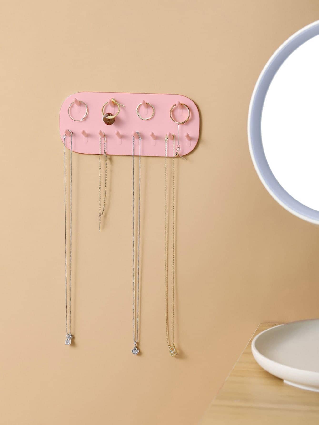 Details 84+ clip on earring storage 3tdesign.edu.vn