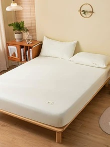 1pc Solid Color White Fitted Sheet, Minimalist Fabric Breathable Fitted Bottom Sheet For All Season - White - View 2