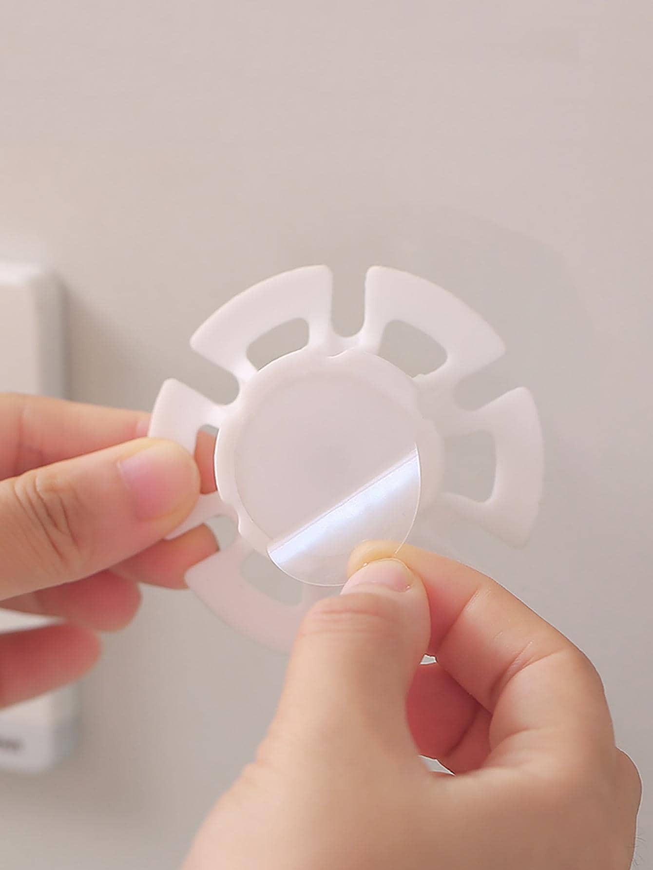 1pc Plastic Plug Storage Rack