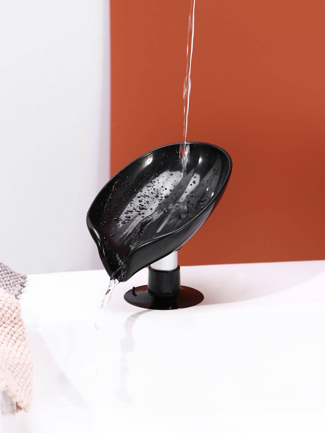 1pc Plastic Soap Dish, Modern Leaf Shaped Solid Color Black Soap Holder For Home And Bathroom Home Bathroom Decor Fall Decor Back To School