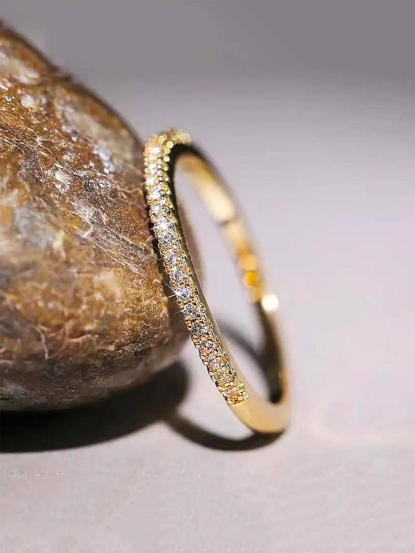 1入歐美風格簡約線條設計鑽石堆疊女戒,銅質14k金鍍,鋯石,適合約會之夜 - 金黃色 - 查看 1