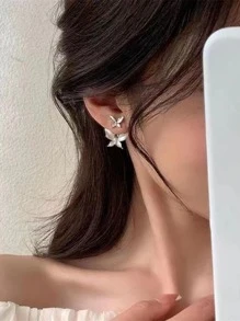 1 par de pendientes de mariposa de estilo francés de lujo con rhinestones y perlas falsas, adecuados para el uso diario y fiestas de mujeres