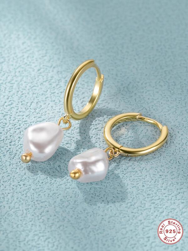 Pendientes de perlas plateadas para vacaciones