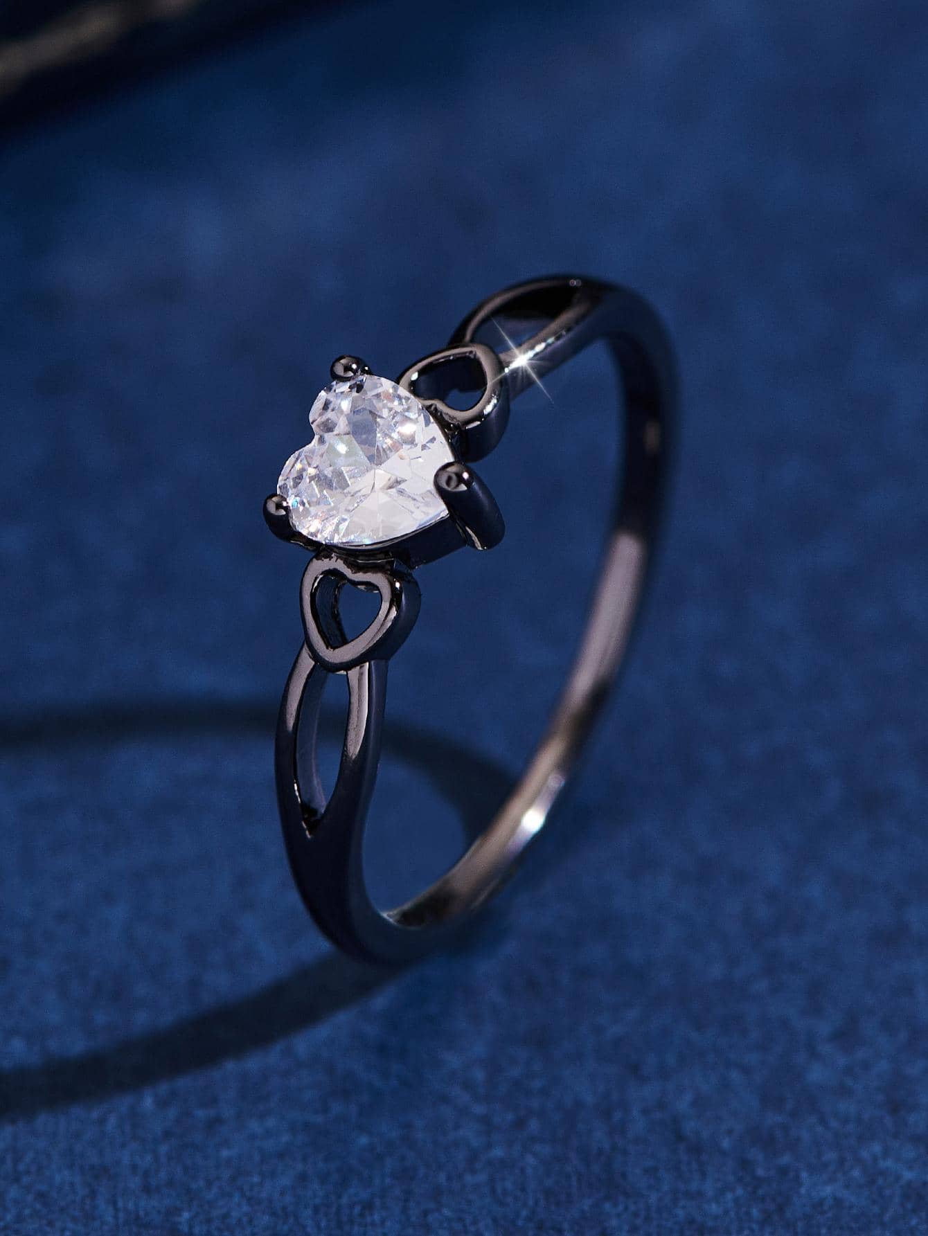 1 Thời Trang Đính Đá Cubic Zirconia Trái Tim Trang Trí Nhẫn Cho Nữ Hàng Ngày Trang Trí Tiệc Cưới - Màu Đen Súng - Xem 1