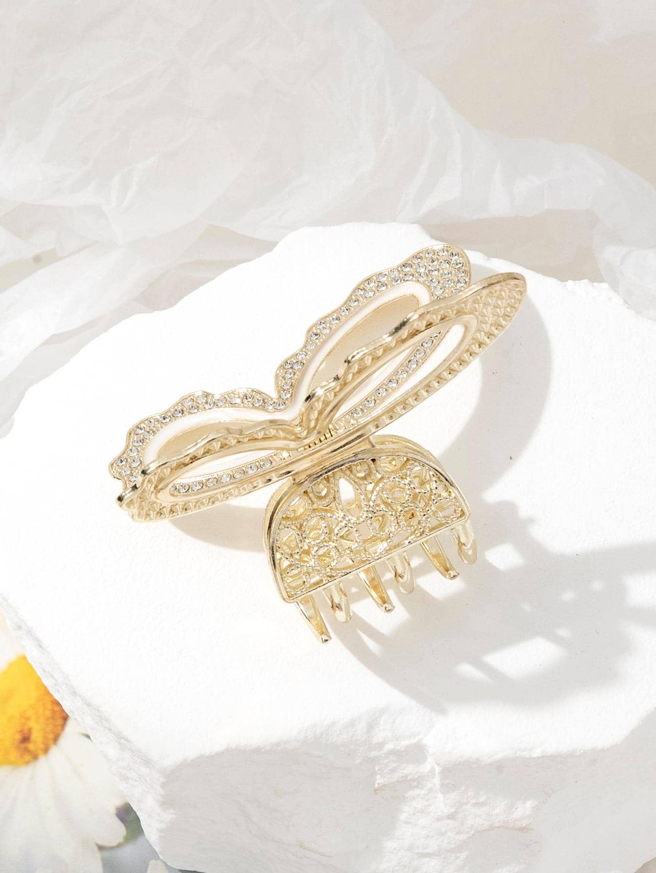 1入組女士水鑽蝴蝶設計魅力四射髮爪適用於頭髮裝飾用品 - 米色 - 查看 1