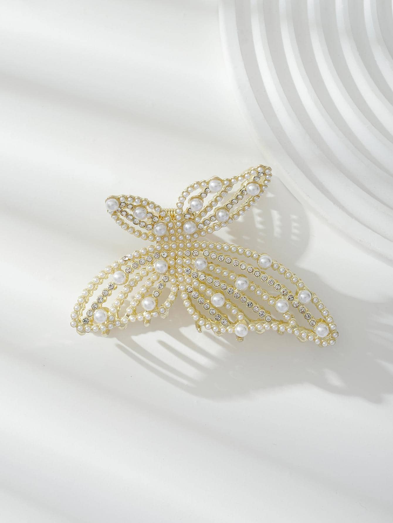 1入組女士珍珠和水鑽裝飾蝴蝶設計優雅髮抓適用於裝飾用品 - 金色 - 查看 1