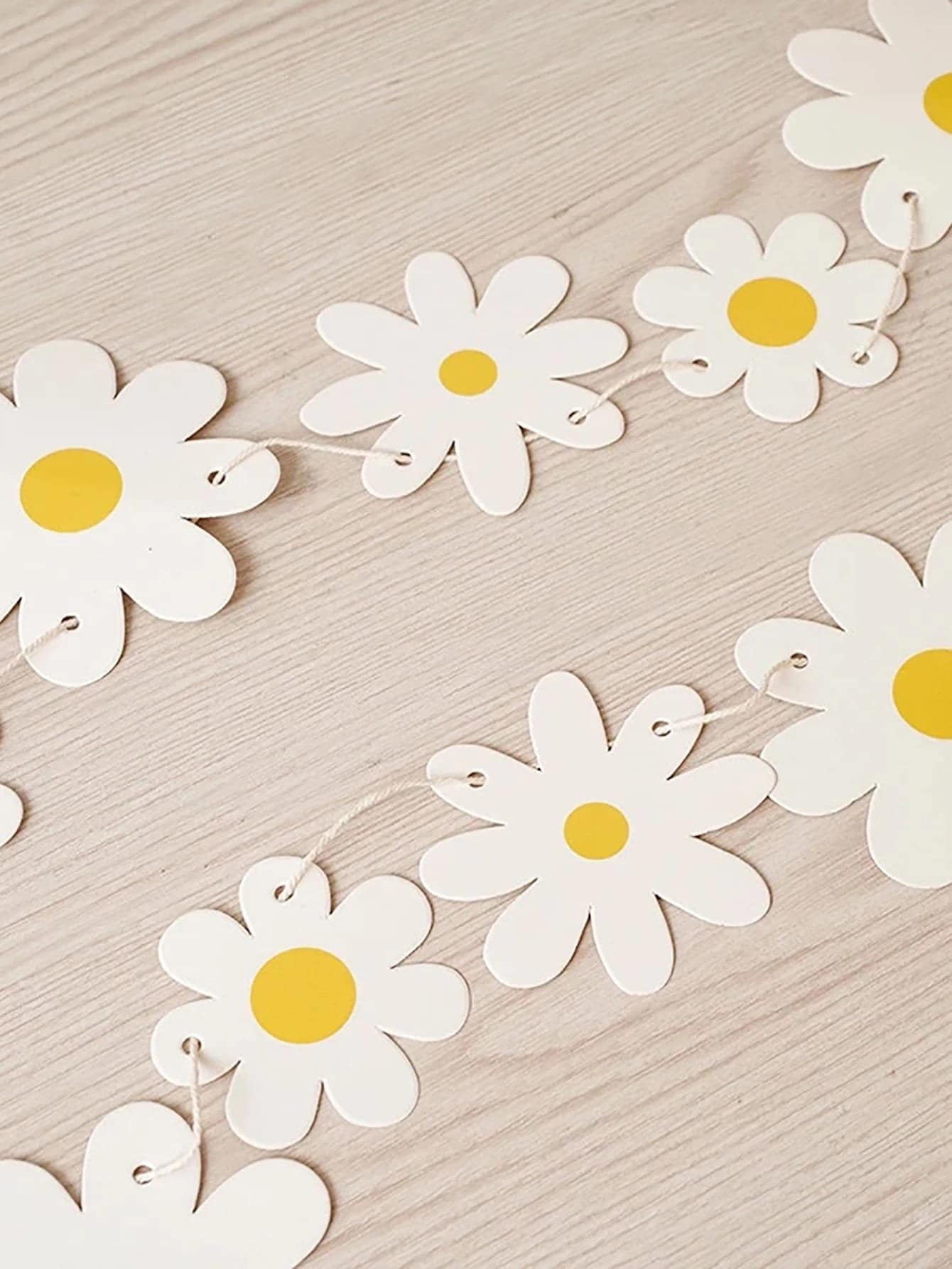 1 Pack Vibrant Daisy Boho Banner Decorations Festive Party Enhancer