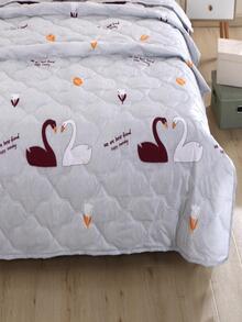 1pc Swan & Letter Graphic Quilted Bedspread, Modern Fabric Bedspread For Home - Multicolor - View 2