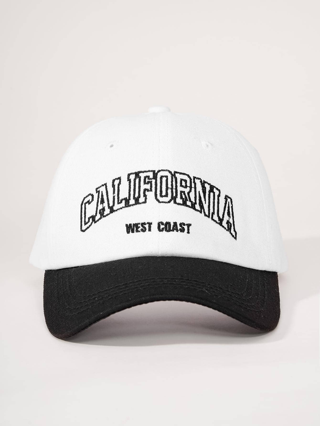 1入組男士字母刺繡休閒棒球帽適用於日常 - 黑與白 - 查看 1