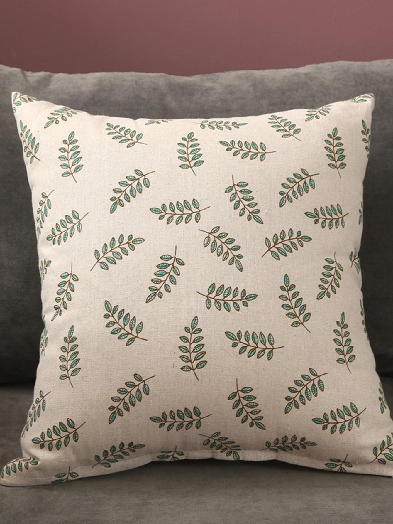 1 vỏ gối in hình chiếc lá không có chất độn - Nhiều màu - Xem 1